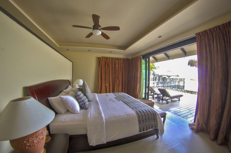 THE MALDIVIAN SUITE WITH POOL