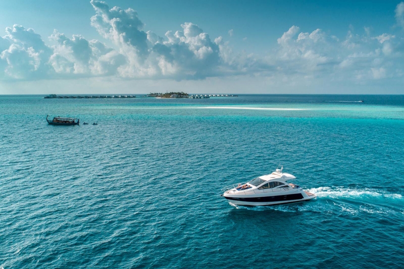 LUXURY YACHT EXCURSIONS