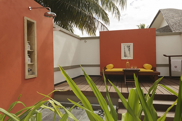 Beachfront Villa ? Photo 2