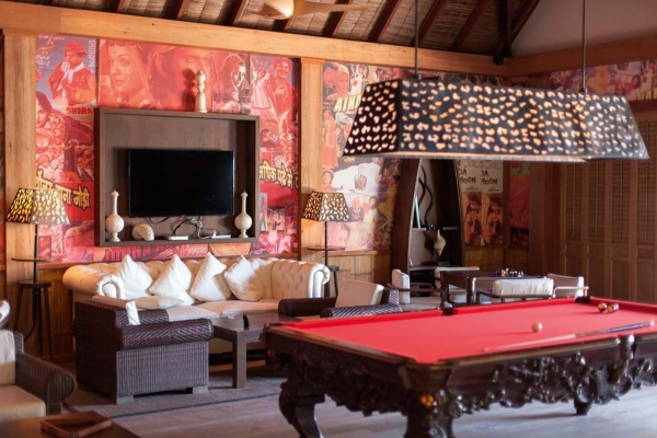 Constance Moofushi Resort