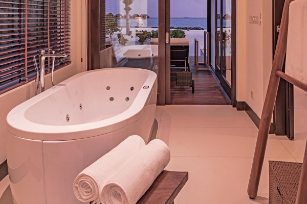 FAMILY POOL BEACH VILLAS ? Photo 2