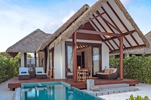 POOL BEACH VILLAS