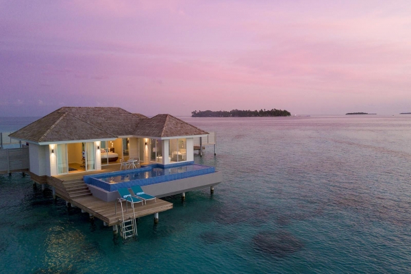 Honeymoon Aqua Pool Villa