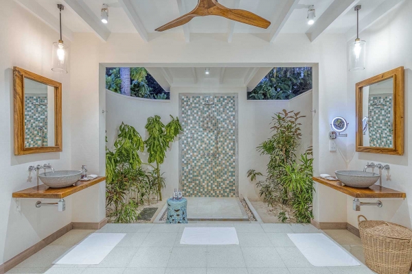 Water Villa with Pool