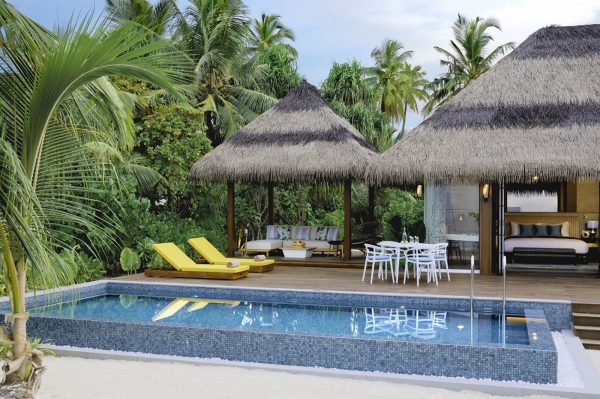 FAMILY BEACH POOL VILLA