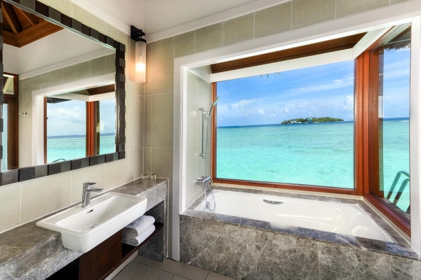 Water Bungalow (2 Adults) ? Photo 2