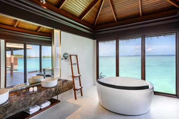 Water Suite (4 Adults) 2 Bedroom Presidential Suite ? Photo 3