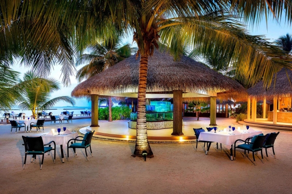 Sheraton Maldives Full Moon Resort