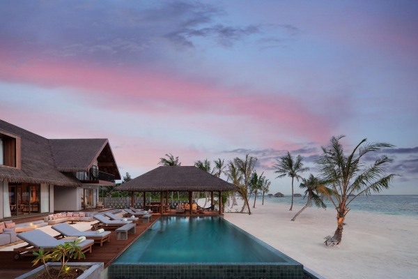 Three Bedroom Beach Villa Suite With Pool