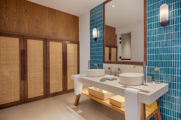 Two Bedroom Water Villa With Pool ? Photo 2