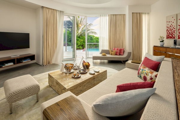 Beach Villa with Pool ? Photo 2