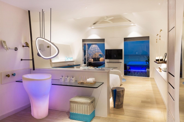 ROMANTIC POOL WATER VILLAS ? Photo 2