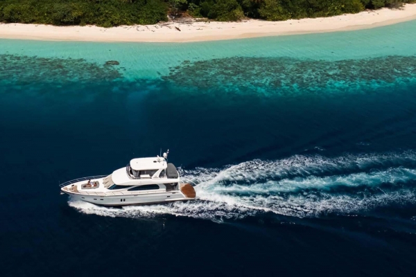 Four Seasons Landaa Giraavaru Resort Photo 6