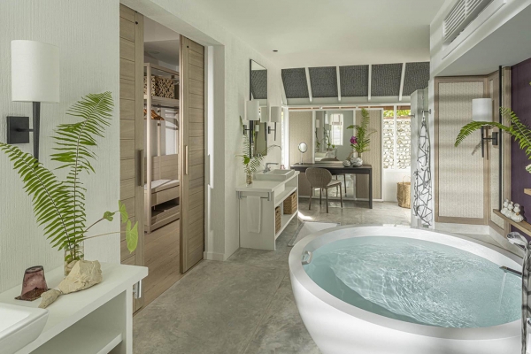 Four-Bedroom Landaa Estate ? Photo 3