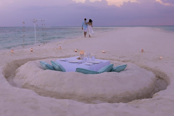 Four Seasons Landaa Giraavaru