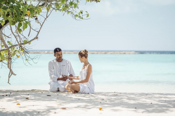 Four Seasons Landaa Giraavaru