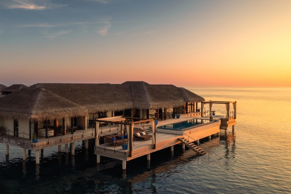 Sunrise Water Pool Villa