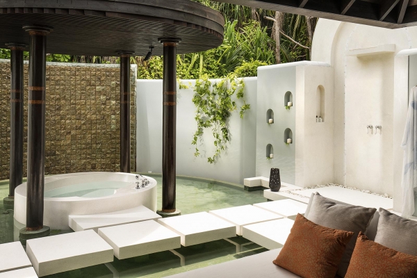 SUNSET OVER WATER POOL VILLA ? Photo 2