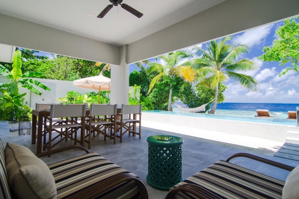 Beach Villa with Pool ? Photo 4