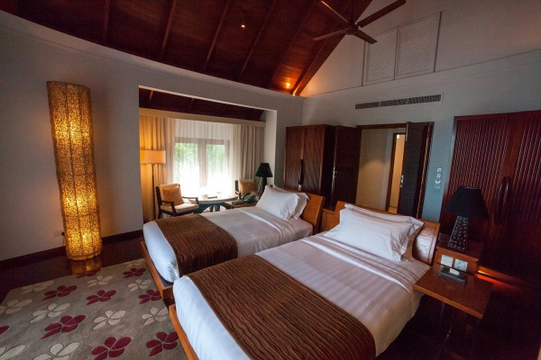 Double Storey Beach Villa ? Photo 3