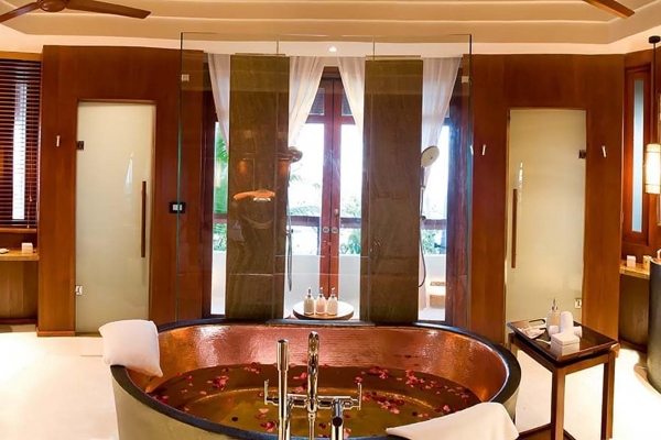 Presidential Villa ? Photo 5