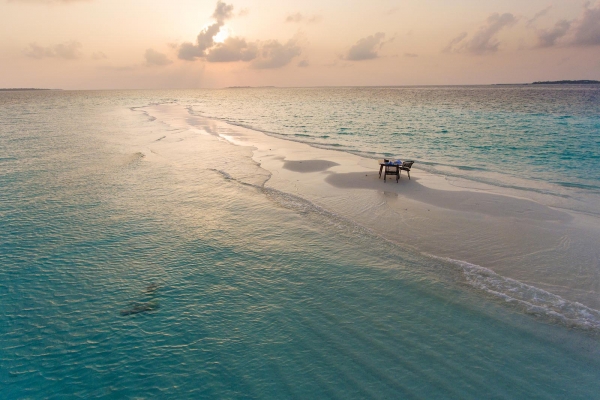 Dhigali Maldives Resort Photo 8