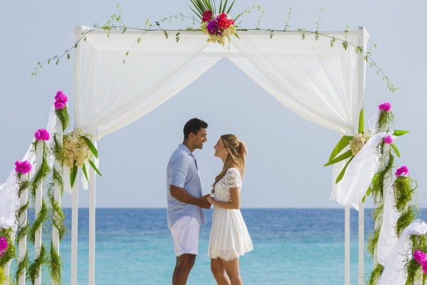 Dusit Thani Maldives Resort Photo 6