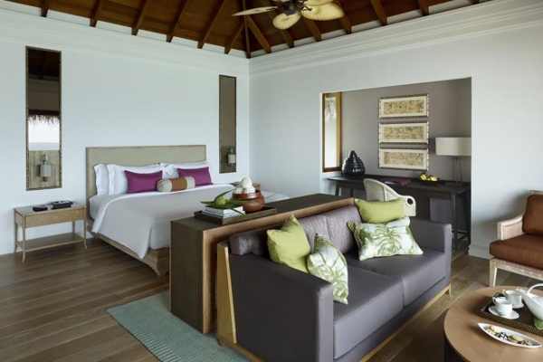 Overwater Pool Villa ? Photo 2