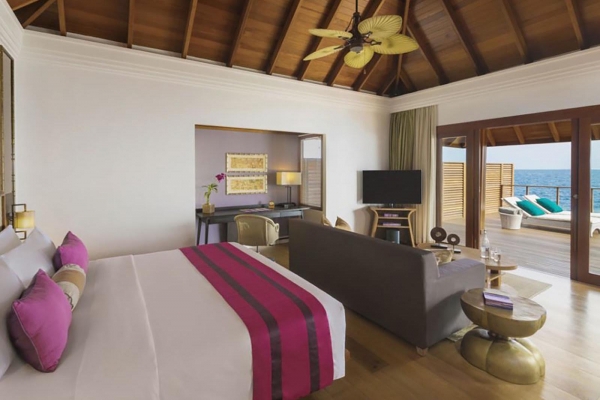 Waterfront Pool Villa ? Photo 2