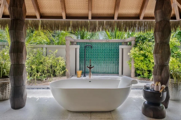 THREE BEDROOM BEACH RESIDENCE WITH POOL ? Photo 3