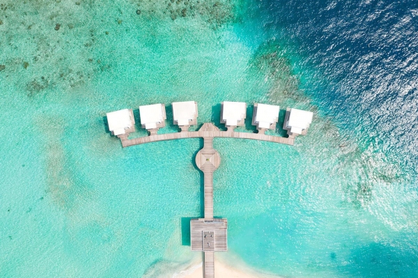 Lux* North Male Atoll Resort & Villas Resort Photo 5