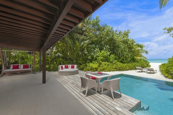 FAMILY BEACH POOL VILLA