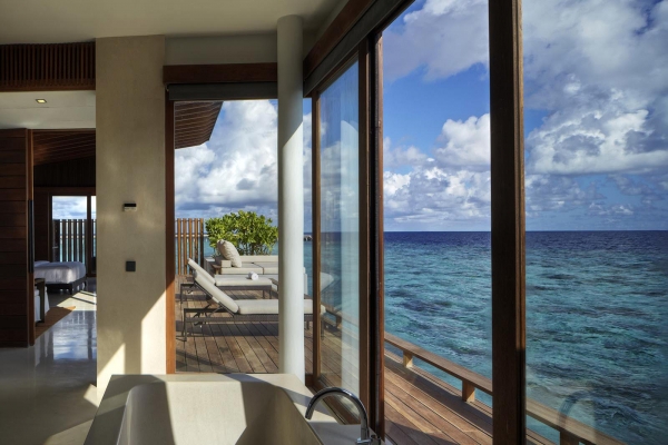 Overwater Villa ? Photo 3