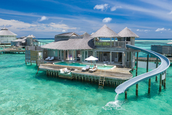 1 Bedroom Sunset Water Retreat with Slide