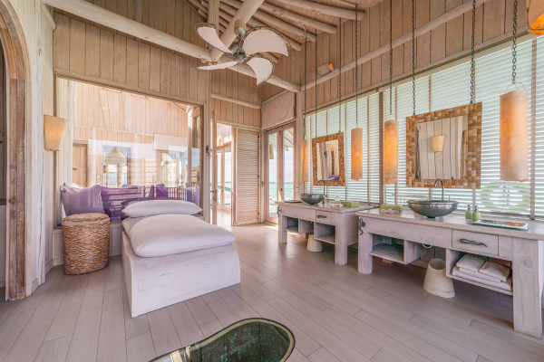 1 Bedroom Sunset Water Retreat with Slide ? Photo 2