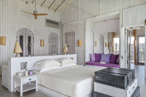 1 Bedroom Water Retreat with Slide ? Photo 4