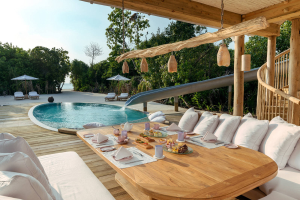 2 Bedroom Island Retreat with Slide ? Photo 2