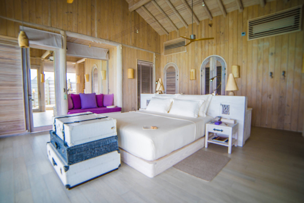 2 Bedroom Water Retreat with Slide ? Photo 3