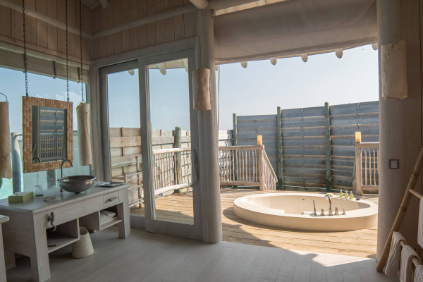 2 Bedroom Water Retreat with Slide ? Photo 5