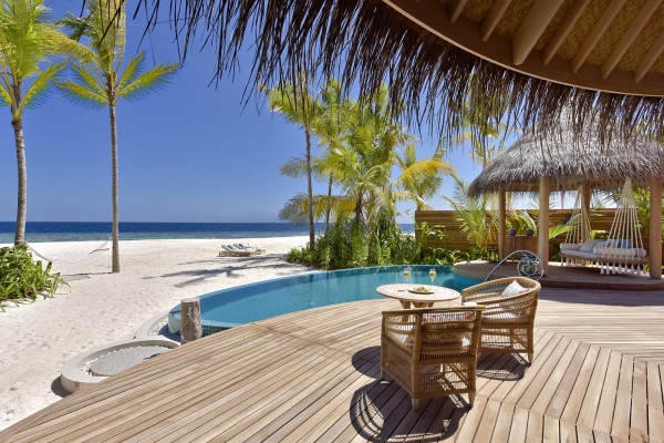 Beach House With Private Pool