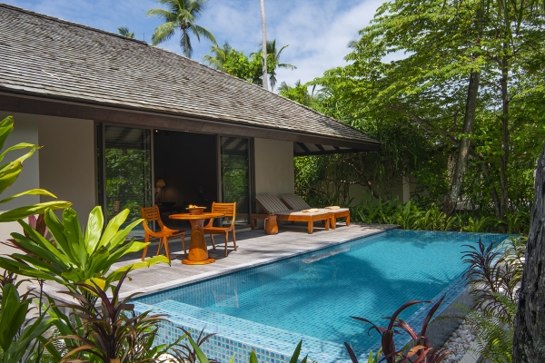 Deluxe Beach Pool Villa