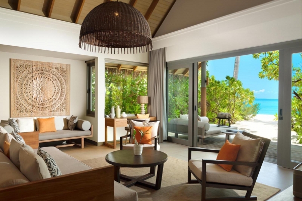 One Bedroom Beach Pool Residence