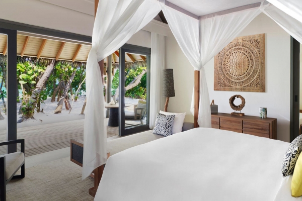 Three Bedroom Beach Pool Residence ? Photo 2