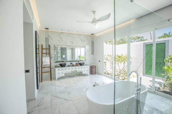 Beach Villas with Pool ? Photo 3