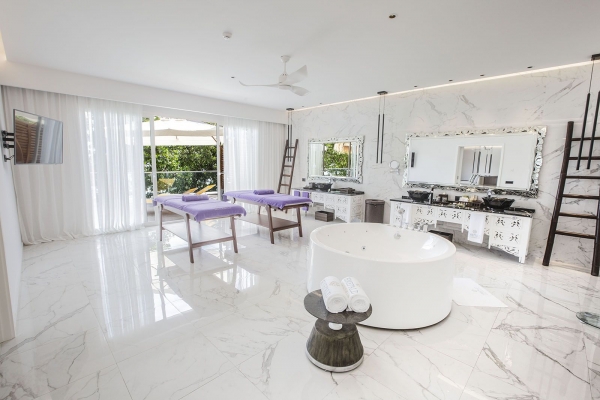 Royal Beach Villa ? Photo 3