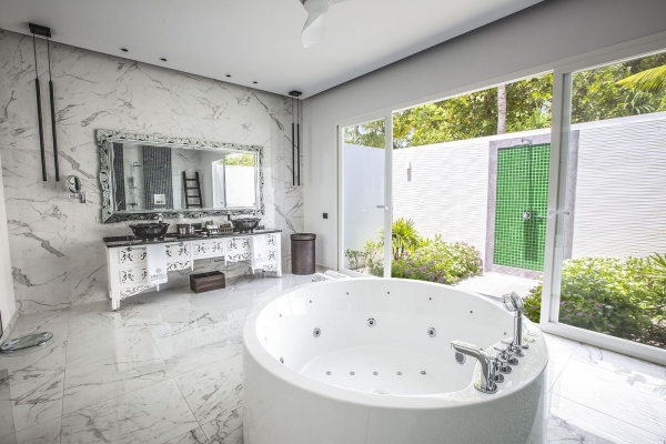 Superior Beach Villa with Pool ? Photo 3