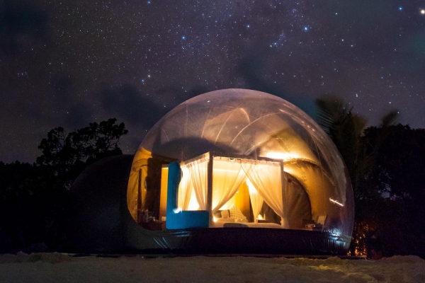 BEACH BUBBLE TENT