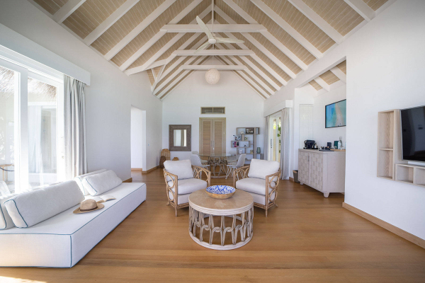 Deluxe Beach Suite With Pool ? Photo 5