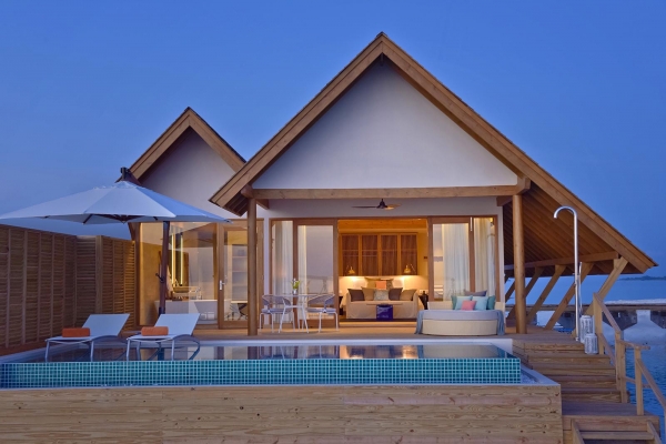 POOL BEACH VILLA SUNRISE