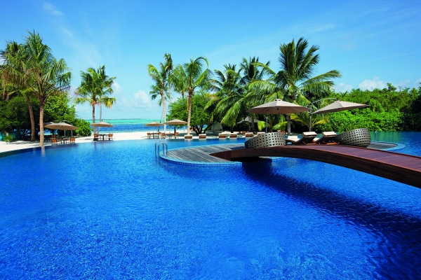 Hideaway Beach Resort & Spa Resort Photo 3